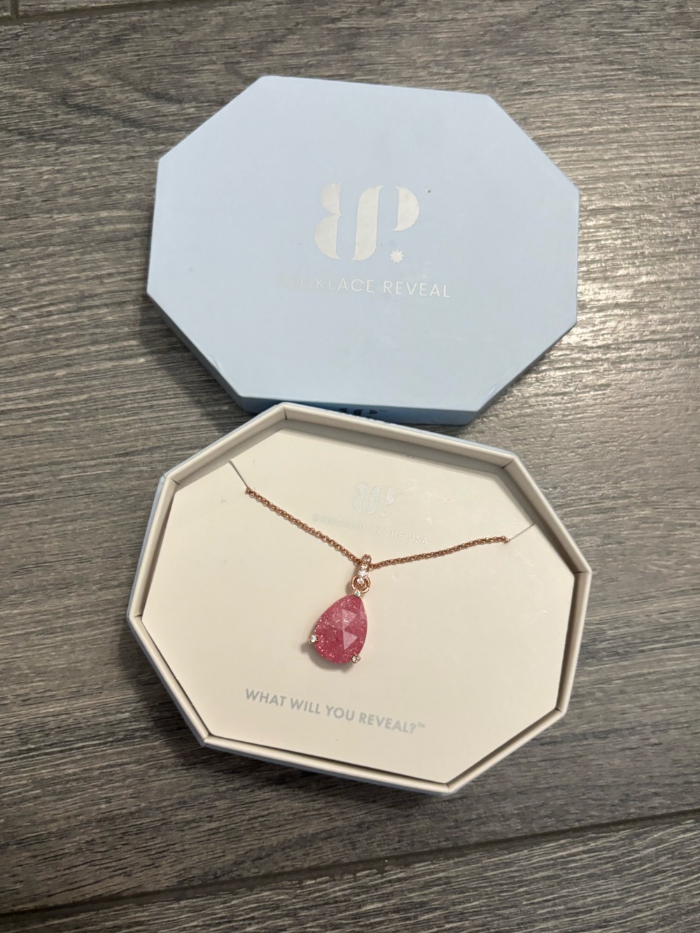 Bomb Party Necklace pure strength